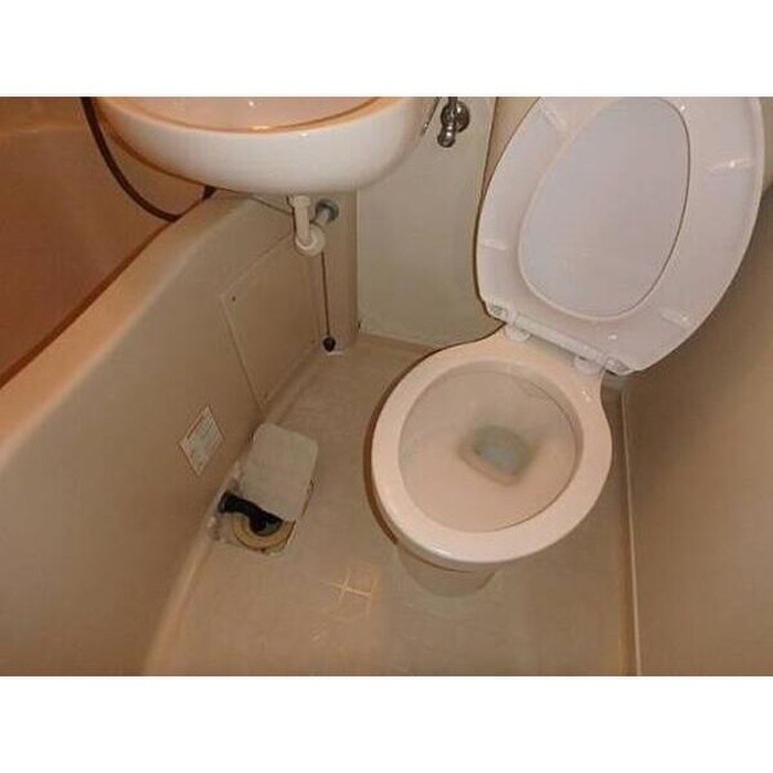 物件内観写真12　(トイレ)