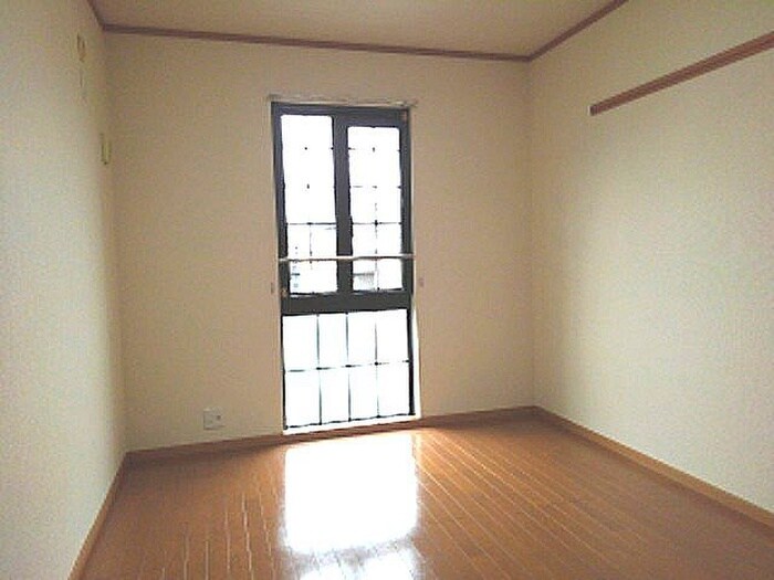 物件内観写真5　(居室)