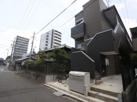 Patina平安通外観写真