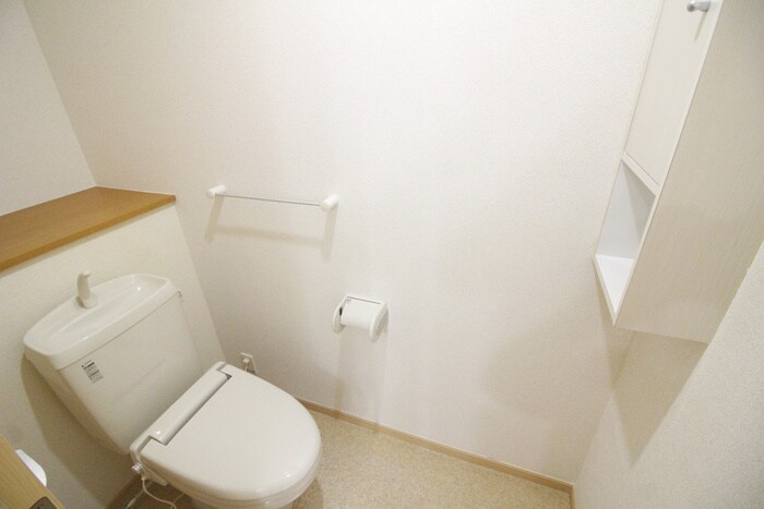 物件内観写真15　(トイレ)