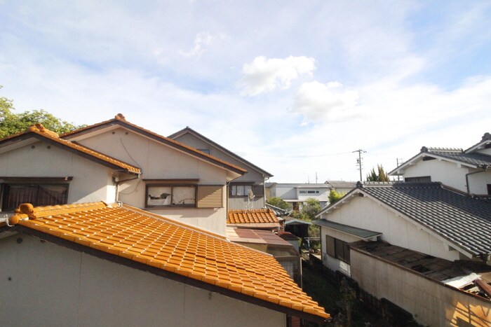 物件内観写真18　(室内からの展望)