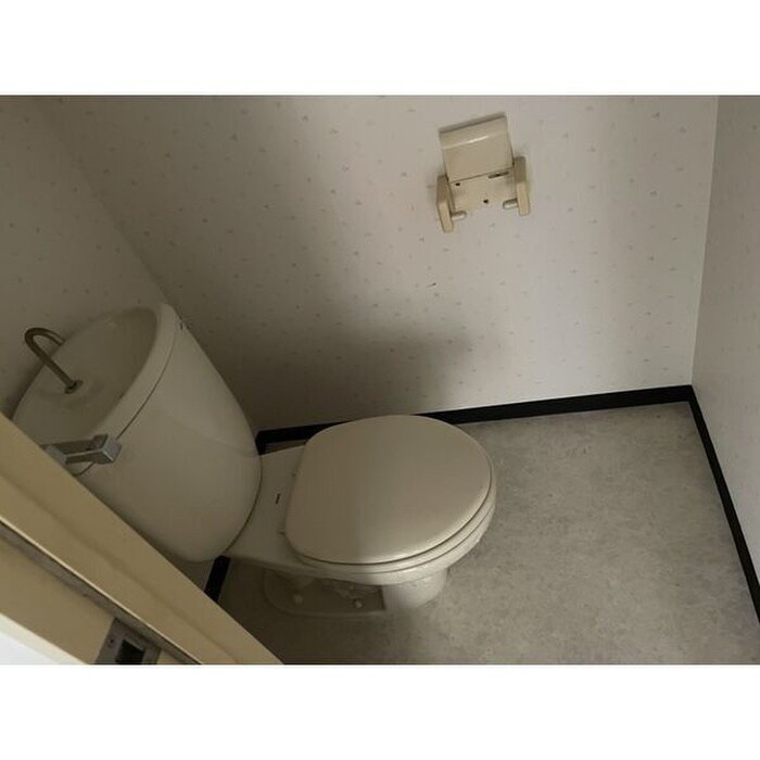 物件内観写真7　(トイレ)