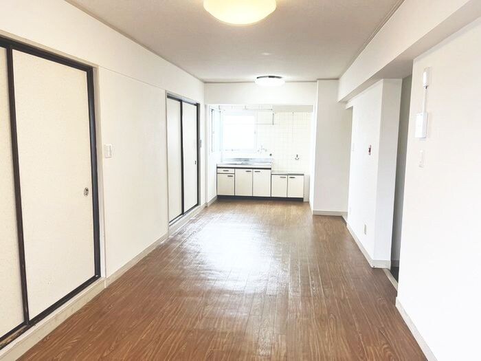 物件内観写真8　(居室)