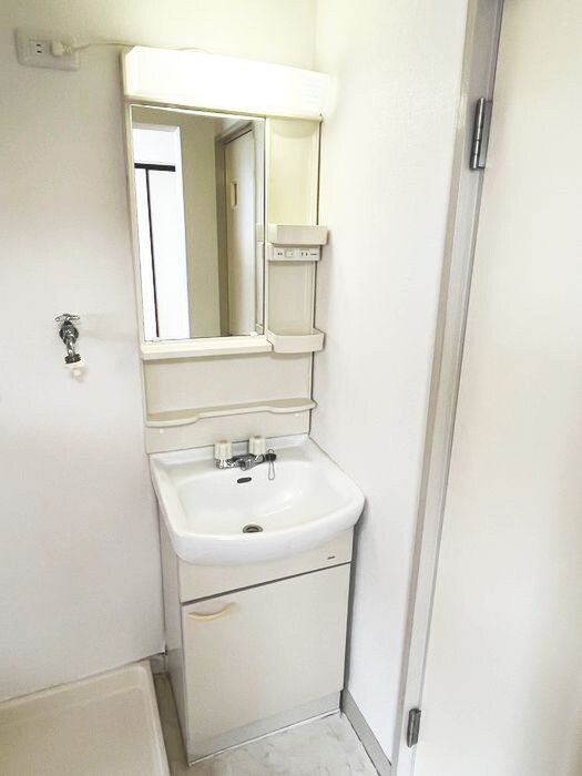 物件内観写真13　(洗面)