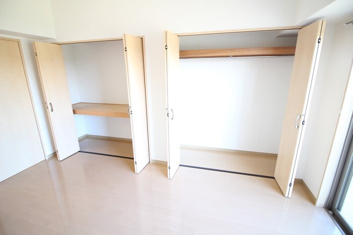 物件内観写真12　(収納)