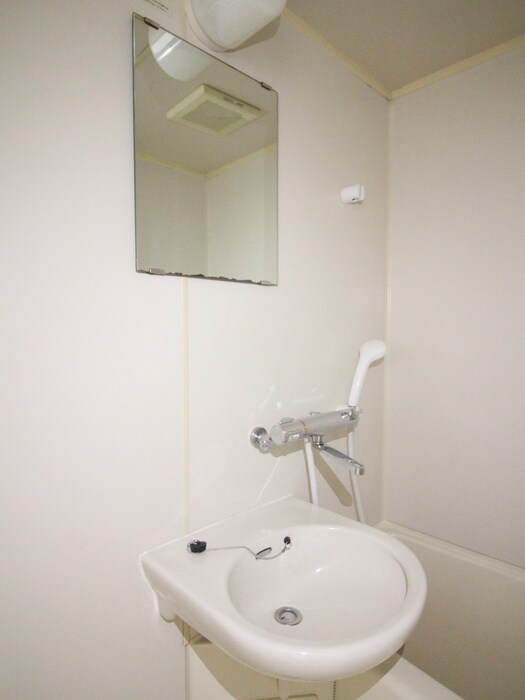 物件内観写真11　(洗面)