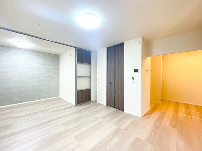 物件内観写真2　(居室)