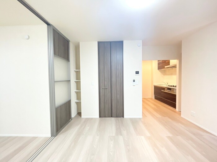 物件内観写真3　(居室)