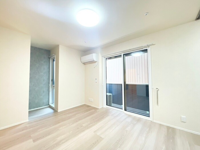 物件内観写真5　(居室)