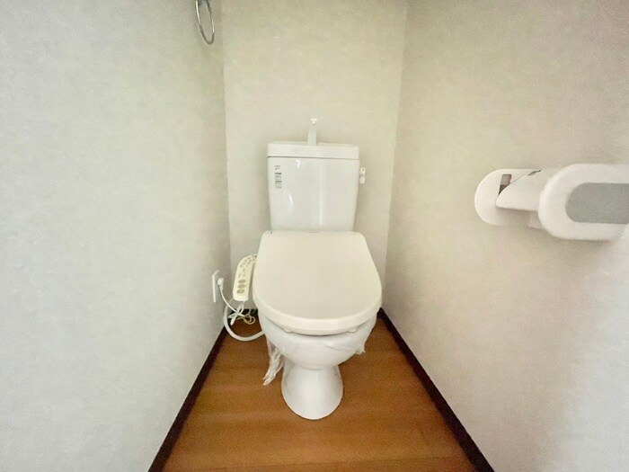 物件内観写真10　(トイレ)