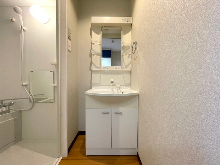 物件内観写真12　(洗面)