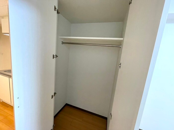物件内観写真15　(収納)