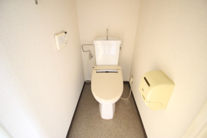 物件内観写真12　(トイレ)