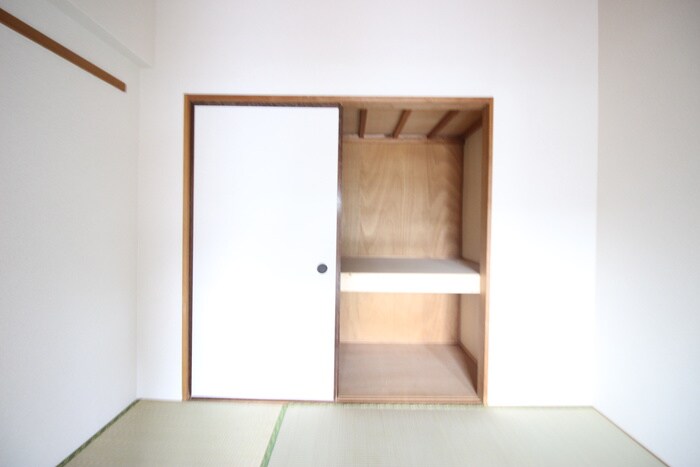 物件内観写真17　(収納)