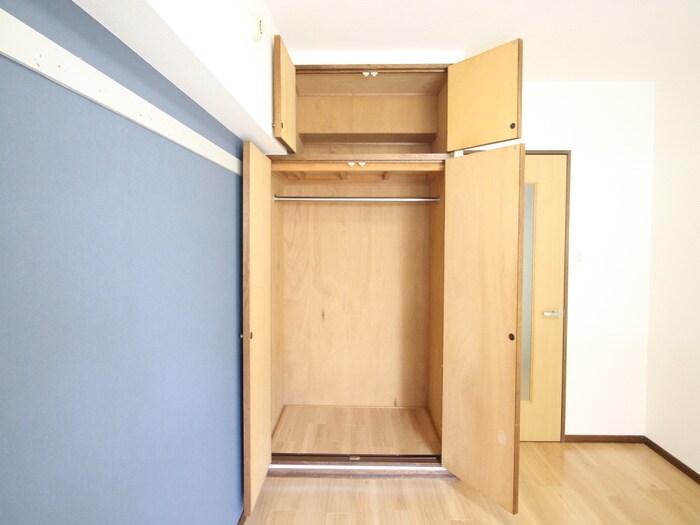 物件内観写真12　(収納)
