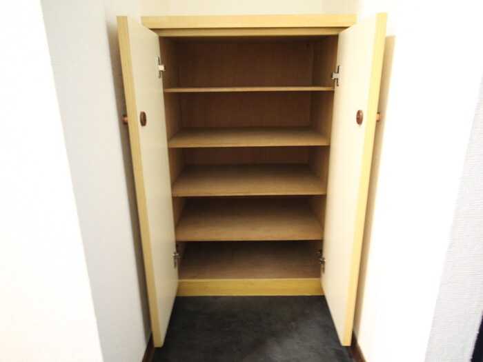 物件内観写真19　(靴箱)