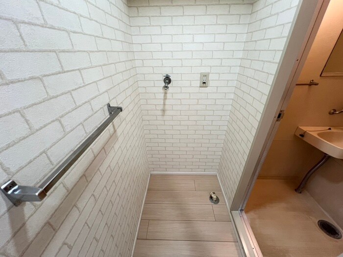 物件内観写真19　(洗濯機置場)