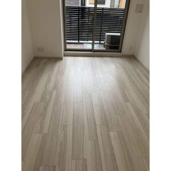 物件内観写真2　(居室)