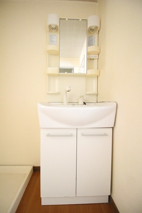 物件内観写真11　(洗面)