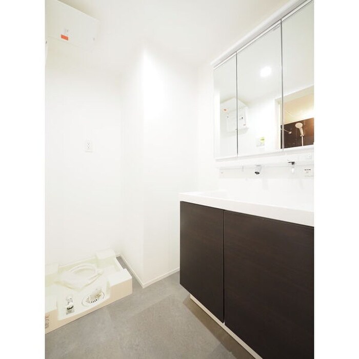 物件内観写真12　(洗面)