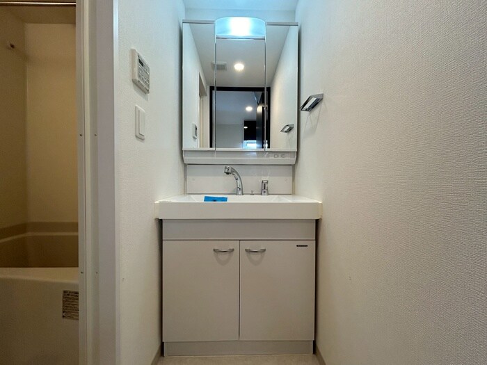 物件内観写真10　(洗面)