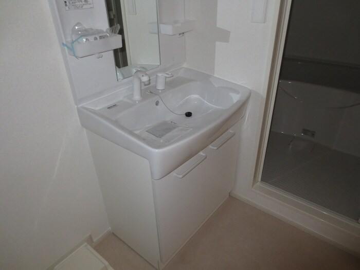 物件内観写真16　(洗面)