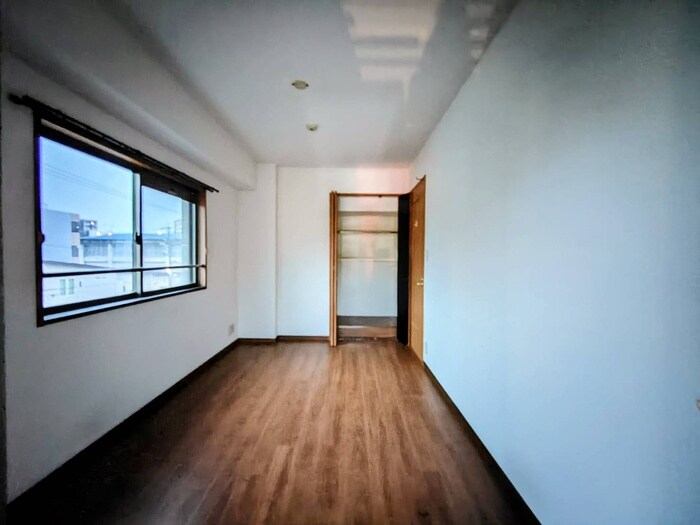 物件内観写真10　(居室)