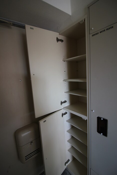 物件内観写真8　(靴箱)