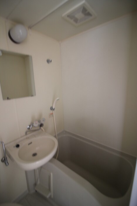 物件内観写真12　(バス／シャワールーム等)