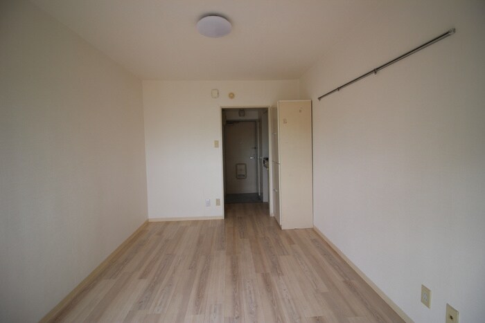 物件内観写真13　(居室)