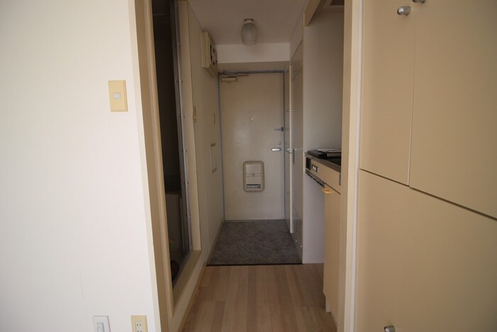 物件内観写真22　(廊下)