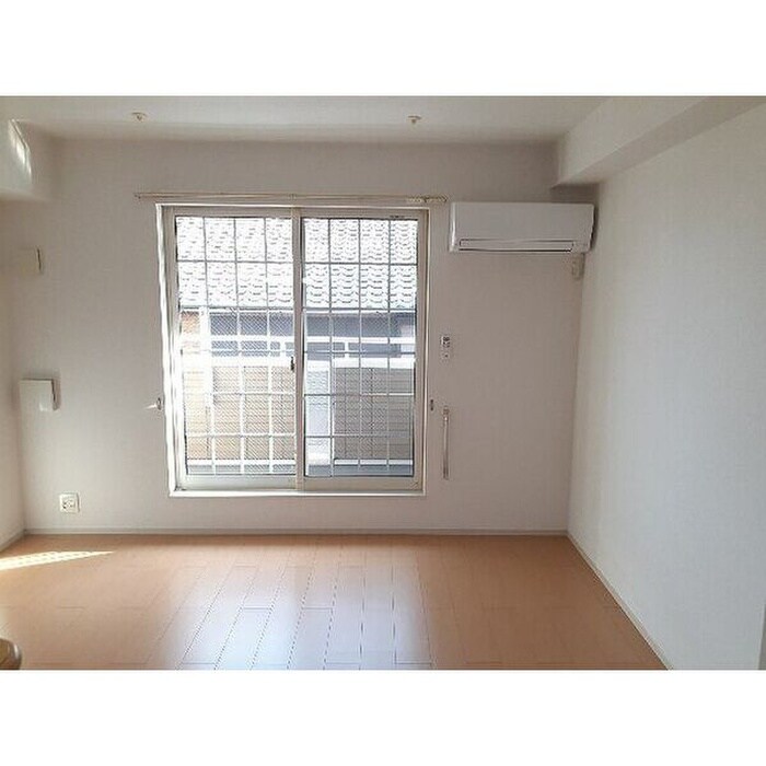 物件内観写真5　(居室)