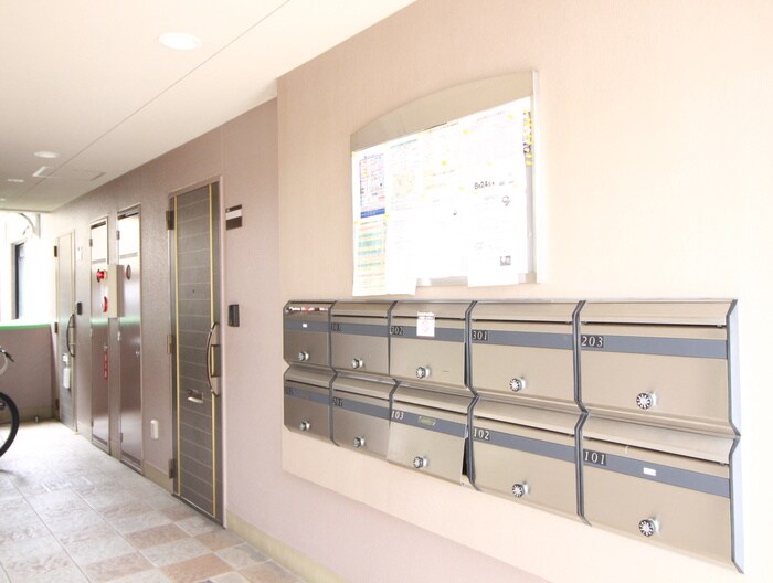 物件外観写真6　(建物設備)