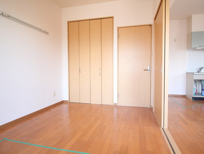 物件内観写真15　(居室)