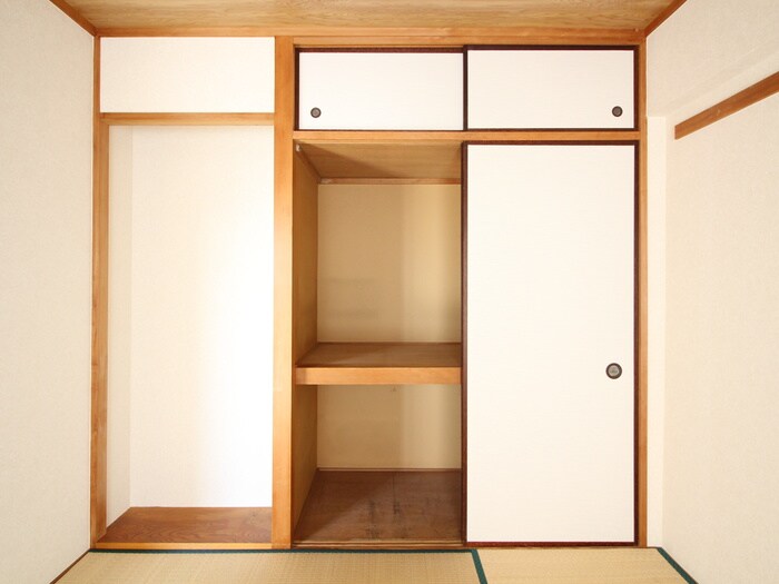 物件内観写真15　(収納)