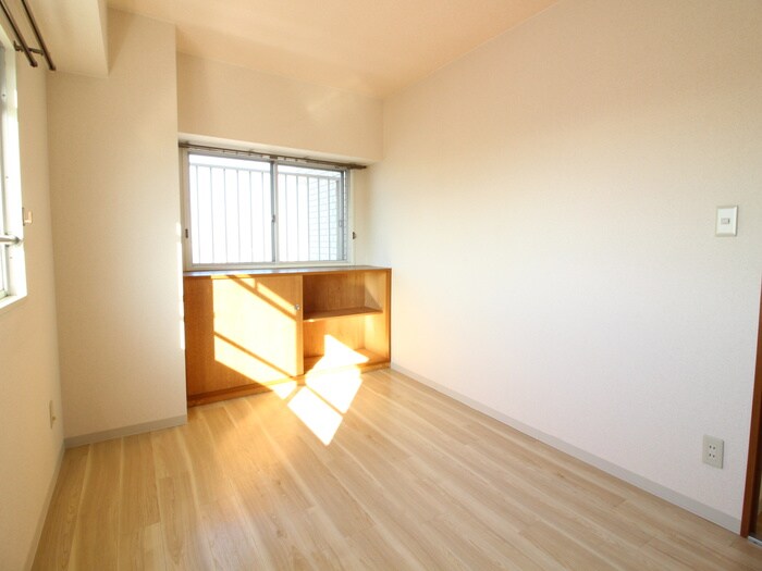 物件内観写真16　(居室)