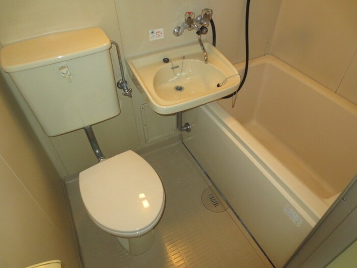 物件内観写真10　(バス／シャワールーム等)