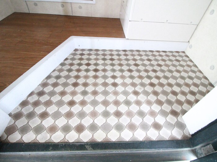 物件内観写真12　(玄関)