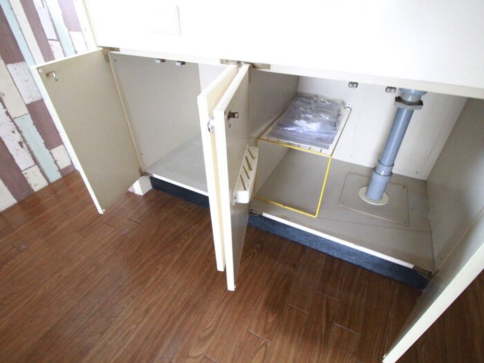 物件内観写真18　(収納)