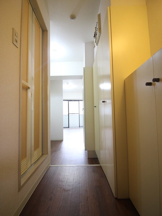 物件内観写真20　(廊下)