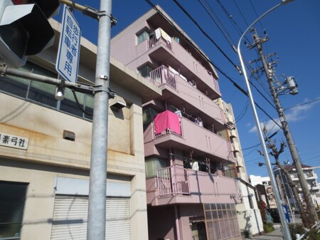 寿ハイツ南棟外観写真