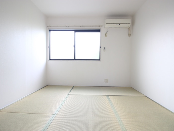 物件内観写真10　(居室)