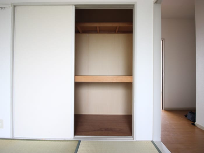 物件内観写真12　(収納)