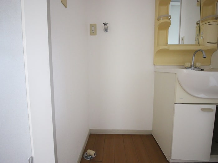 物件内観写真21　(洗濯機置場)