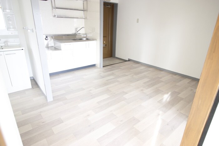 物件内観写真7　(居室)