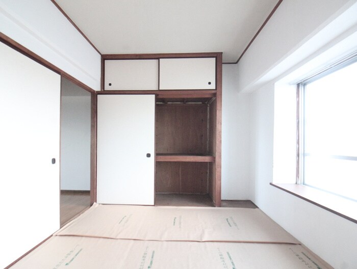 物件内観写真10　(居室)