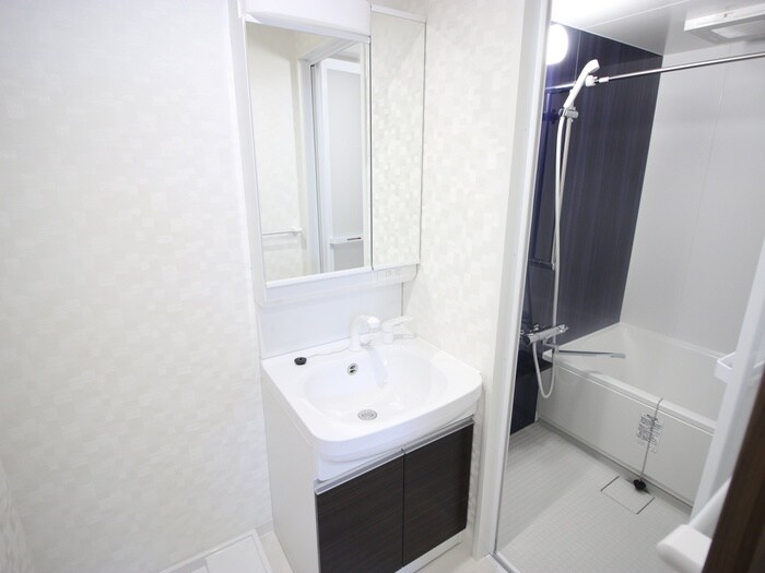 物件内観写真12　(洗面)