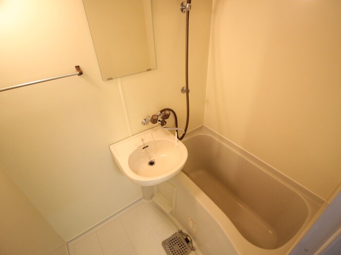物件内観写真9　(バス／シャワールーム等)