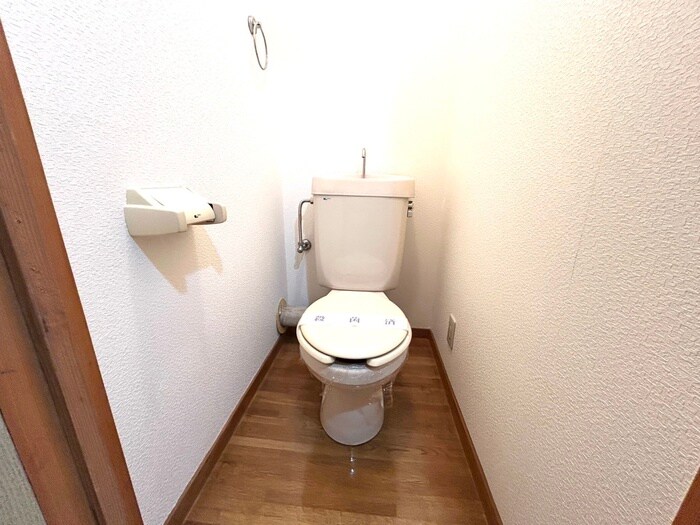 物件内観写真10　(トイレ)