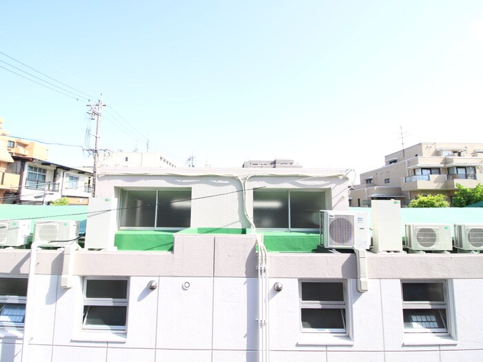 物件内観写真14　(室内からの展望)